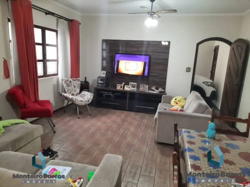 Foto 2 de Casa com 4 quartos à venda, 395m2 em Jardim Paranapanema, Campinas - SP