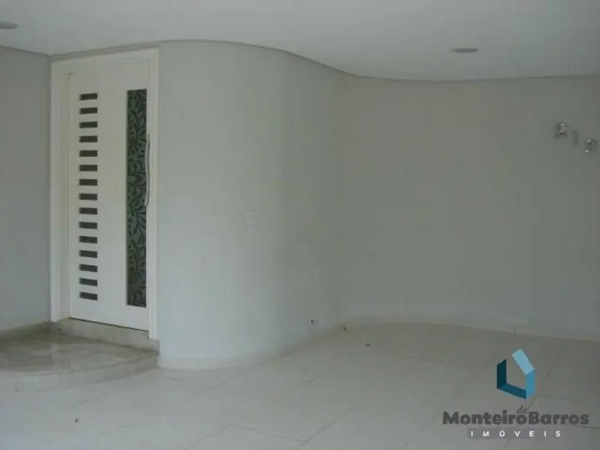 Casa de Condomínio com 4 quartos à venda, 300m2 em Swiss Park, Campinas - SP - imagem 4 Foto 4 de Casa de Condomínio com 4 quartos à venda, 300m2 em Swiss Park, Campinas - SP