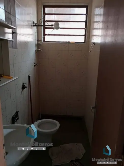Foto 9 de Casa com 4 quartos à venda, 200m2 em Jardim García, Campinas - SP