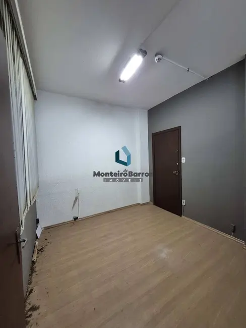 Sala Comercial para alugar, 52m2 em Centro, Campinas - SP - imagem 8 Foto 8 de Sala Comercial para alugar, 52m2 em Centro, Campinas - SP