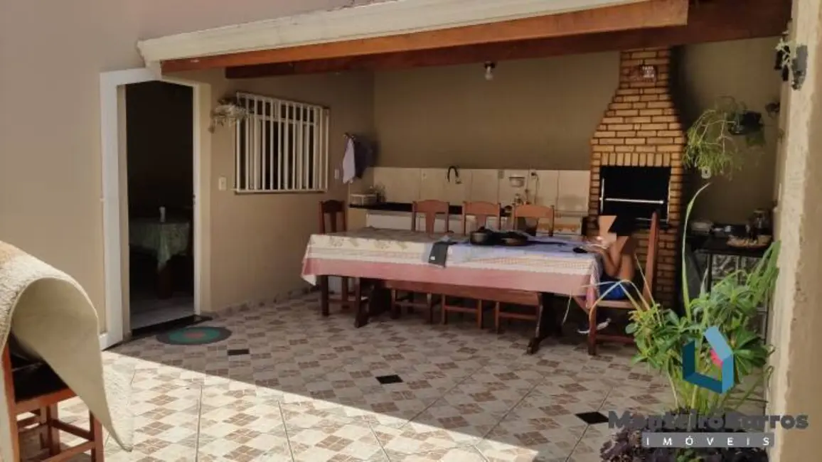 Foto 1 de Casa com 3 quartos à venda, 235m2 em Campinas - SP