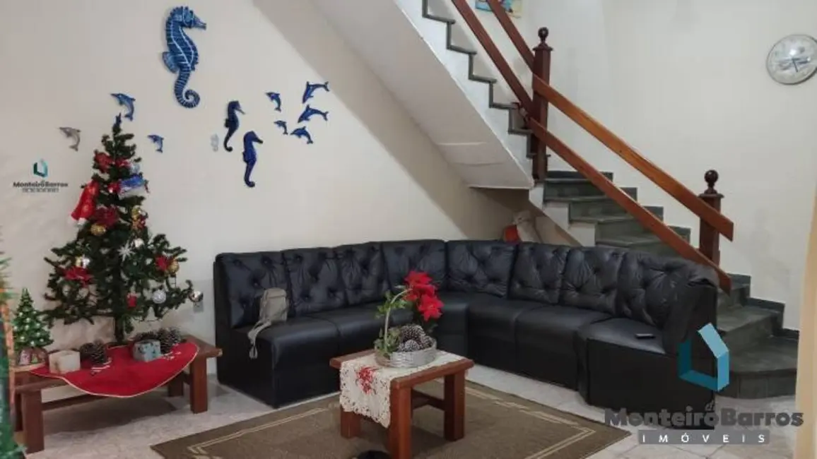 Foto 3 de Casa com 3 quartos à venda e para alugar, 250m2 em Guaruja - SP