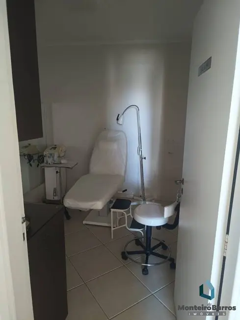 Sala Comercial à venda e para alugar, 149m2 em Cambuí, Campinas - SP - imagem 8 Foto 8 de Sala Comercial à venda e para alugar, 149m2 em Cambuí, Campinas - SP