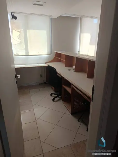 Sala Comercial à venda e para alugar, 149m2 em Cambuí, Campinas - SP - imagem 3 Foto 3 de Sala Comercial à venda e para alugar, 149m2 em Cambuí, Campinas - SP