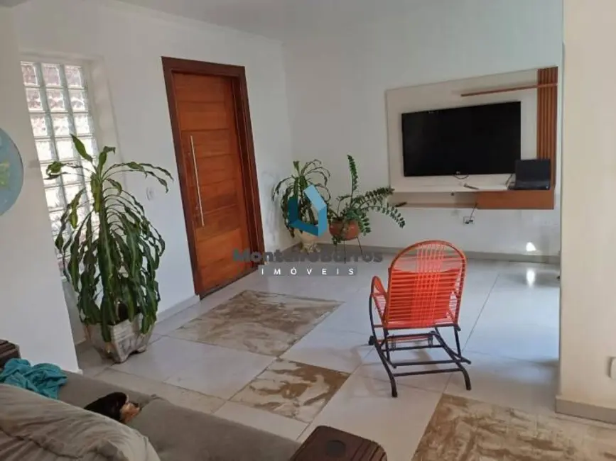 Casa com 4 quartos à venda, 241m2 em Jardim Primavera, Campinas - SP - imagem 4 Foto 4 de Casa com 4 quartos à venda, 241m2 em Jardim Primavera, Campinas - SP