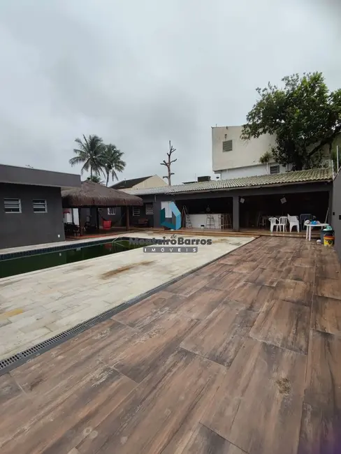 Foto 8 de Casa com 5 quartos à venda e para alugar, 300m2 em Balneário Praia do Pernambuco, Guaruja - SP