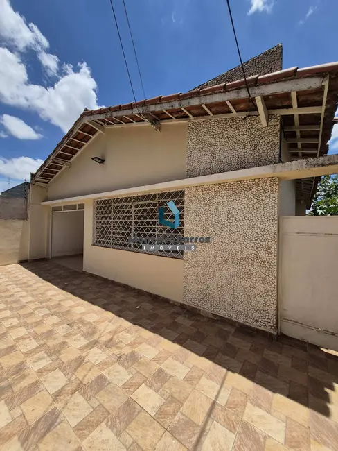 Foto 4 de Casa com 3 quartos para alugar, 200m2 em Vila Marieta, Campinas - SP