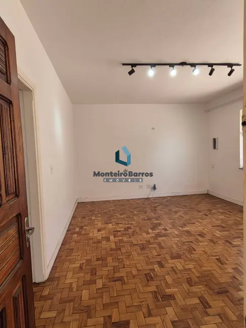 Foto 9 de Casa com 3 quartos para alugar, 200m2 em Vila Marieta, Campinas - SP