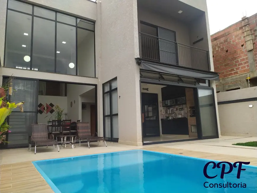 Foto 1 de Casa de Condomínio com 3 quartos à venda, 180m2 em Condomínio Portal da Serra, Braganca Paulista - SP