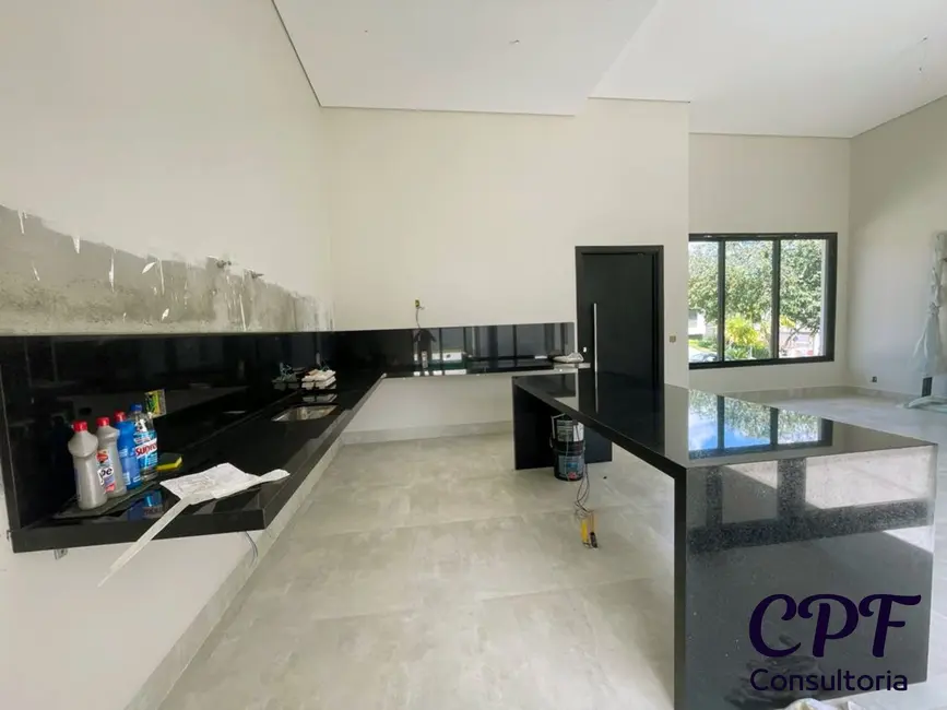 Foto 4 de Casa de Condomínio com 3 quartos à venda, 250m2 em Condomínio Terras de Santa Cruz, Braganca Paulista - SP