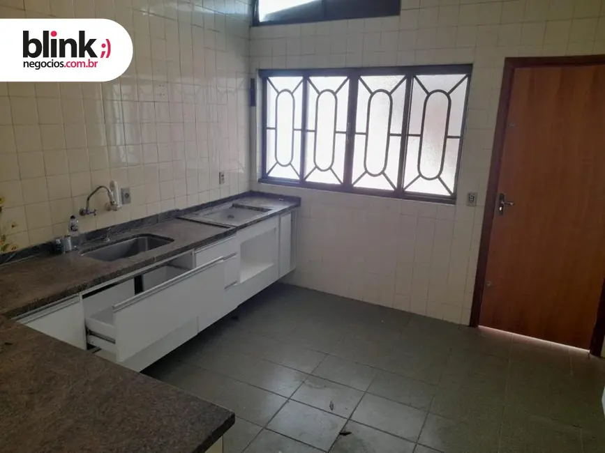 Foto 1 de Casa com 3 quartos à venda, 213m2 em Catanduva - SP