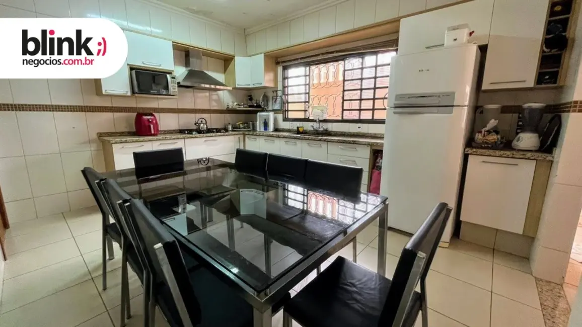 Foto 5 de Casa com 2 quartos à venda, 198m2 em Parque Glória I, Catanduva - SP