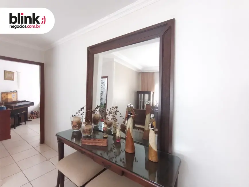 Foto 6 de Casa com 3 quartos à venda, 232m2 em Parque Glória I, Catanduva - SP