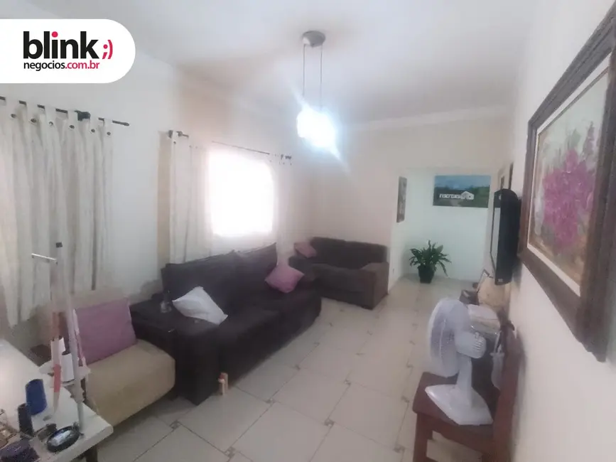 Foto 3 de Casa com 2 quartos à venda, 153m2 em Catanduva - SP