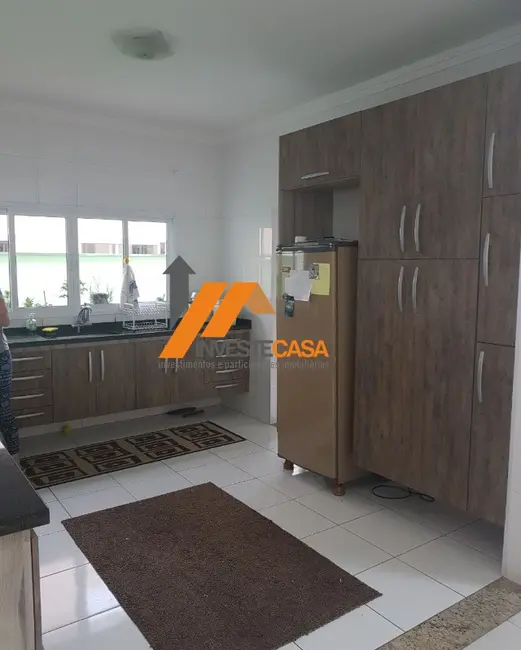 Casa de Condomínio com 3 quartos à venda, 220m2 em Iporanga, Sorocaba - SP - imagem 5 Foto 5 de Casa de Condomínio com 3 quartos à venda, 220m2 em Iporanga, Sorocaba - SP
