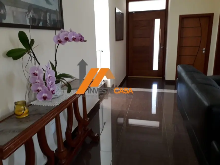 Casa de Condomínio com 3 quartos à venda, 289m2 em Jardim Residencial Chácara Ondina, Sorocaba - SP - imagem 3 Foto 3 de Casa de Condomínio com 3 quartos à venda, 289m2 em Jardim Residencial Chácara Ondina, Sorocaba - SP