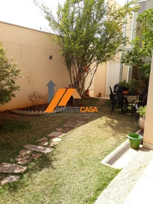 Casa de Condomínio com 3 quartos à venda, 290m2 em Jardim Residencial Chácara Ondina, Sorocaba - SP - imagem 6 Foto 6 de Casa de Condomínio com 3 quartos à venda, 290m2 em Jardim Residencial Chácara Ondina, Sorocaba - SP