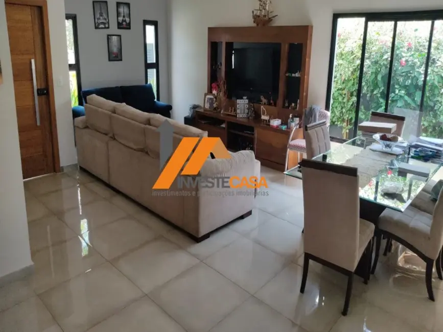 Casa de Condomínio com 3 quartos à venda, 370m2 em Jardim Residencial Chácara Ondina, Sorocaba - SP - imagem 3 Foto 3 de Casa de Condomínio com 3 quartos à venda, 370m2 em Jardim Residencial Chácara Ondina, Sorocaba - SP