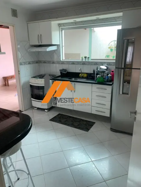 Foto 5 de Casa de Condomínio com 3 quartos para alugar, 150m2 em Jardim Guadalajara, Sorocaba - SP