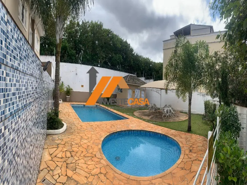Foto 3 de Casa de Condomínio com 3 quartos para alugar, 150m2 em Jardim Guadalajara, Sorocaba - SP
