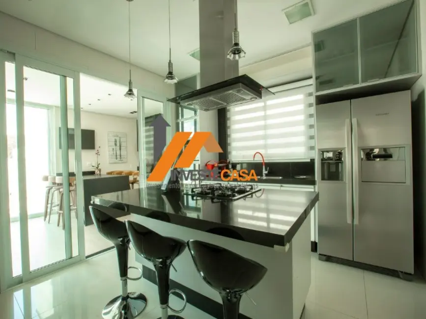 Casa de Condomínio com 3 quartos à venda, 320m2 em Sorocaba - SP - imagem 6 Foto 6 de Casa de Condomínio com 3 quartos à venda, 320m2 em Sorocaba - SP