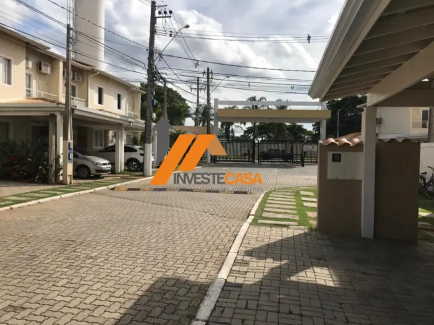 Foto 2 de Casa de Condomínio com 3 quartos à venda, 120m2 em Bairro da Vossoroca, Sorocaba - SP