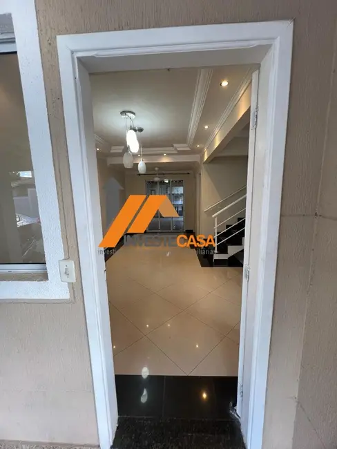 Foto 5 de Casa de Condomínio com 3 quartos à venda e para alugar, 110m2 em Bairro da Vossoroca, Sorocaba - SP