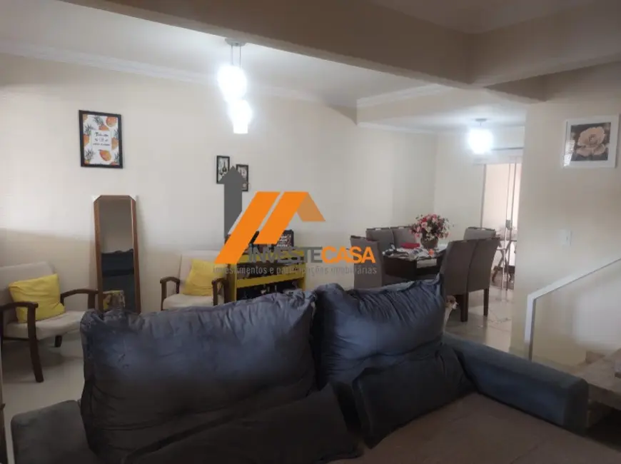 Casa de Condomínio com 3 quartos à venda, 130m2 em Bairro da Vossoroca, Sorocaba - SP - imagem 6 Foto 6 de Casa de Condomínio com 3 quartos à venda, 130m2 em Bairro da Vossoroca, Sorocaba - SP