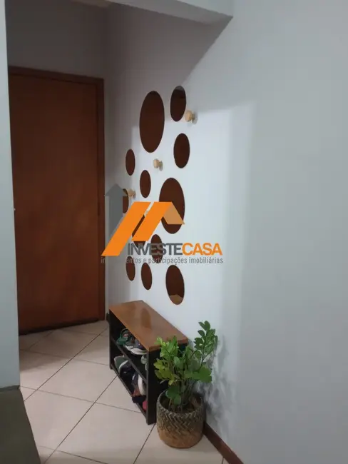 Foto 2 de Apartamento com 2 quartos à venda, 70m2 em Jardim Guadalajara, Sorocaba - SP