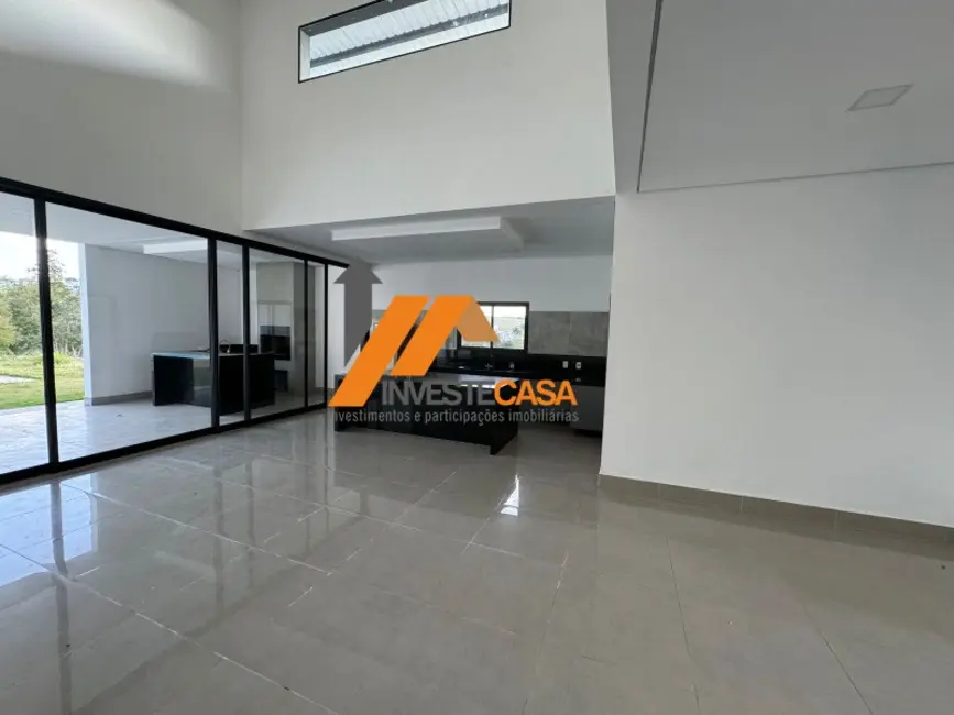 Casa de Condomínio com 4 quartos à venda, 400m2 em Aracoiaba Da Serra - SP - imagem 9 Foto 9 de Casa de Condomínio com 4 quartos à venda, 400m2 em Aracoiaba Da Serra - SP