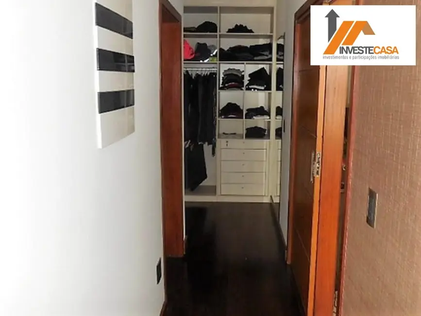 Casa de Condomínio com 5 quartos à venda, 305m2 em Jardim Residencial Chácara Ondina, Sorocaba - SP - imagem 8 Foto 8 de Casa de Condomínio com 5 quartos à venda, 305m2 em Jardim Residencial Chácara Ondina, Sorocaba - SP