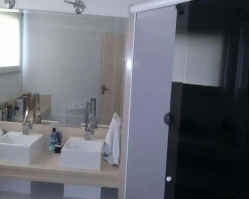 Casa com 3 quartos à venda e para alugar, 330m2 em Jardim Emília, Sorocaba - SP - imagem 7 Foto 7 de Casa com 3 quartos à venda e para alugar, 330m2 em Jardim Emília, Sorocaba - SP