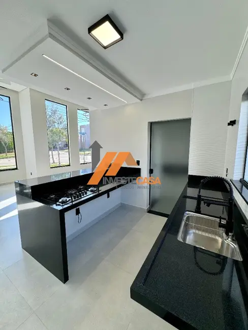 Casa de Condomínio com 3 quartos à venda, 200m2 em Residencial Villa do Bosque, Sorocaba - SP - imagem 8 Foto 8 de Casa de Condomínio com 3 quartos à venda, 200m2 em Residencial Villa do Bosque, Sorocaba - SP