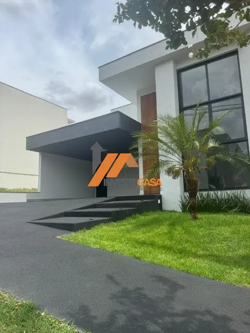 Casa de Condomínio com 3 quartos à venda, 179m2 em Jardim Astro, Sorocaba - SP - imagem 4 Foto 4 de Casa de Condomínio com 3 quartos à venda, 179m2 em Jardim Astro, Sorocaba - SP