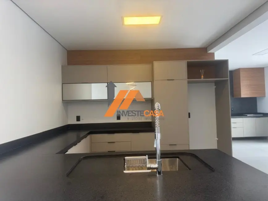 Casa de Condomínio com 3 quartos à venda, 179m2 em Jardim Astro, Sorocaba - SP - imagem 9 Foto 9 de Casa de Condomínio com 3 quartos à venda, 179m2 em Jardim Astro, Sorocaba - SP