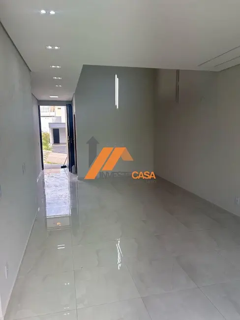 Casa de Condomínio com 3 quartos à venda, 220m2 em Jardim Astro, Sorocaba - SP - imagem 7 Foto 7 de Casa de Condomínio com 3 quartos à venda, 220m2 em Jardim Astro, Sorocaba - SP