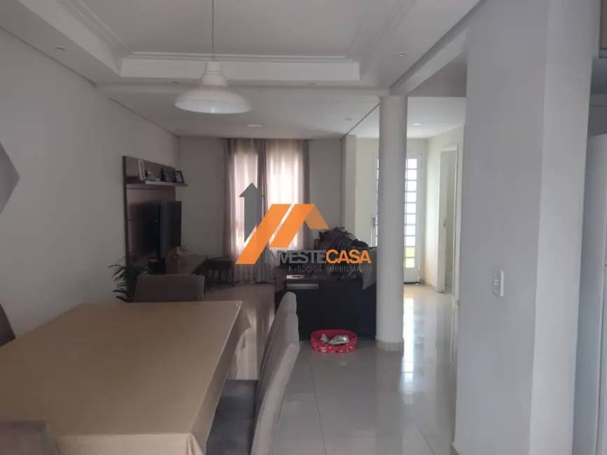 Foto 1 de Casa de Condomínio com 3 quartos à venda, 114m2 em Vossoroca, Votorantim - SP