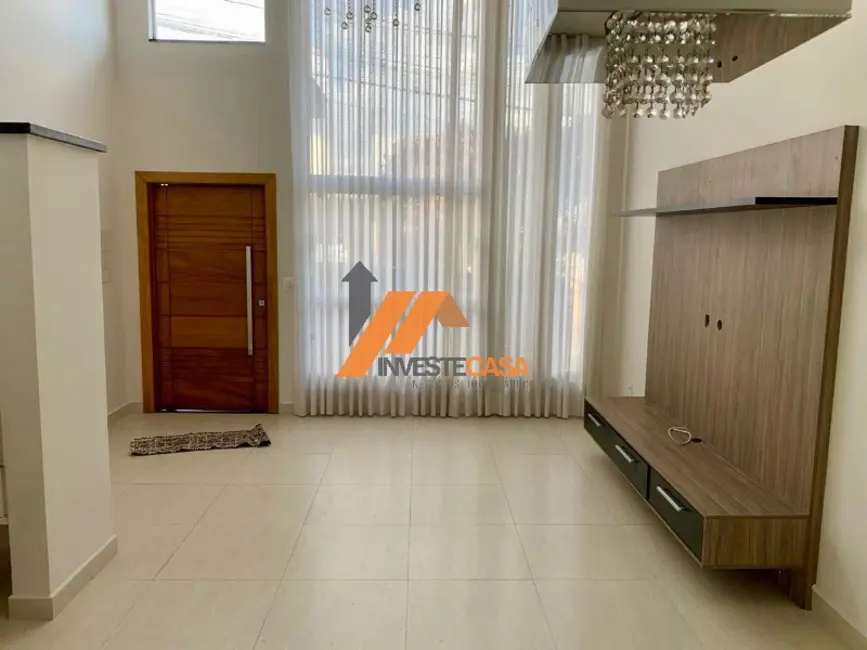 Casa de Condomínio com 3 quartos à venda, 140m2 em Wanel Ville, Sorocaba - SP - imagem 2 Foto 2 de Casa de Condomínio com 3 quartos à venda, 140m2 em Wanel Ville, Sorocaba - SP