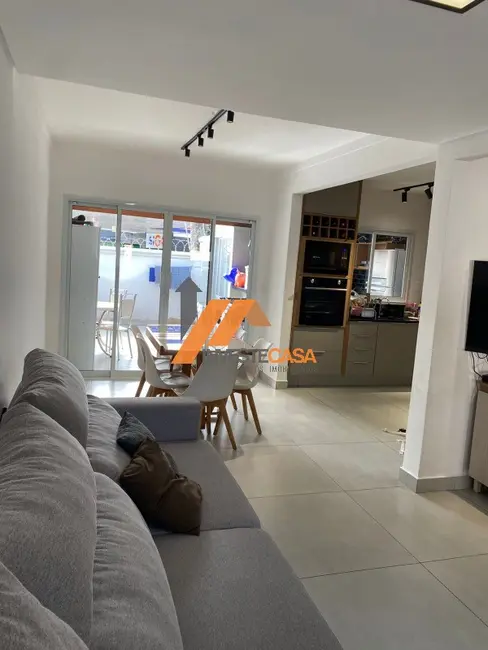 Casa de Condomínio com 3 quartos à venda, 120m2 em Jardim Simus, Sorocaba - SP - imagem 2 Foto 2 de Casa de Condomínio com 3 quartos à venda, 120m2 em Jardim Simus, Sorocaba - SP
