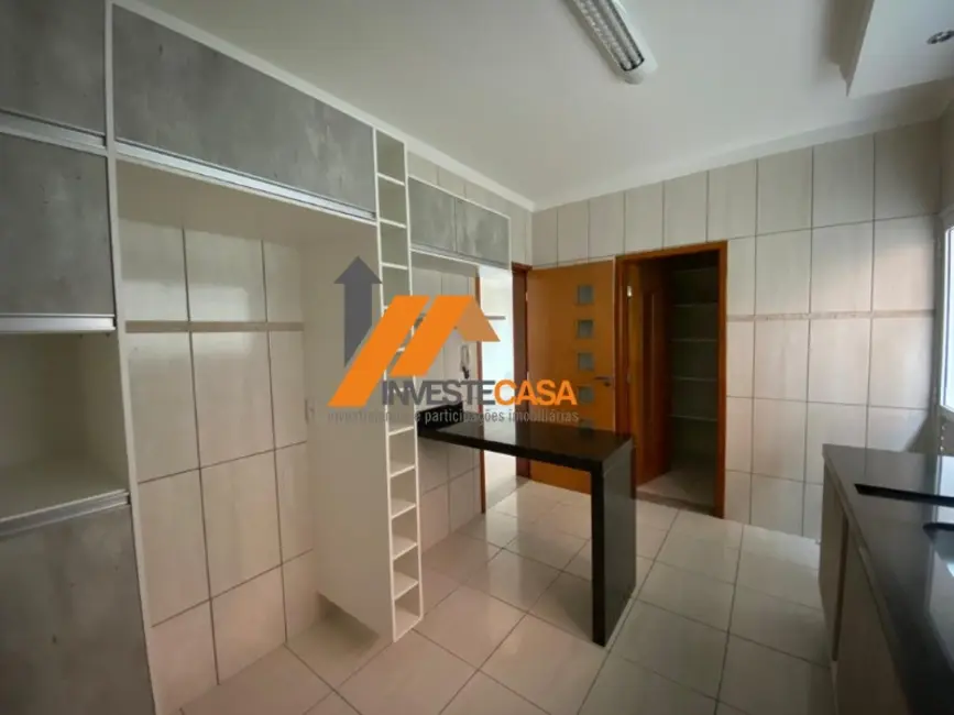 Foto 9 de Casa de Condomínio com 3 quartos para alugar, 140m2 em Wanel Ville, Sorocaba - SP