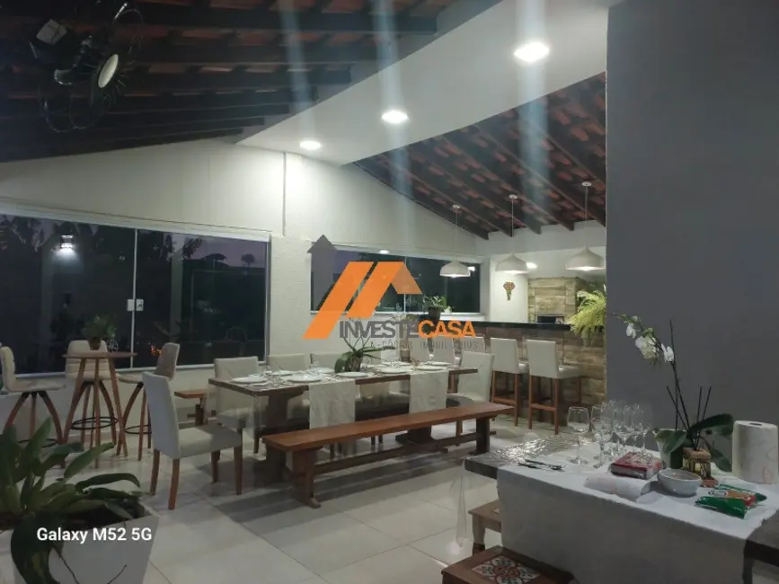 Foto 1 de Casa de Condomínio com 6 quartos à venda, 300m2 em Aracoiaba Da Serra - SP