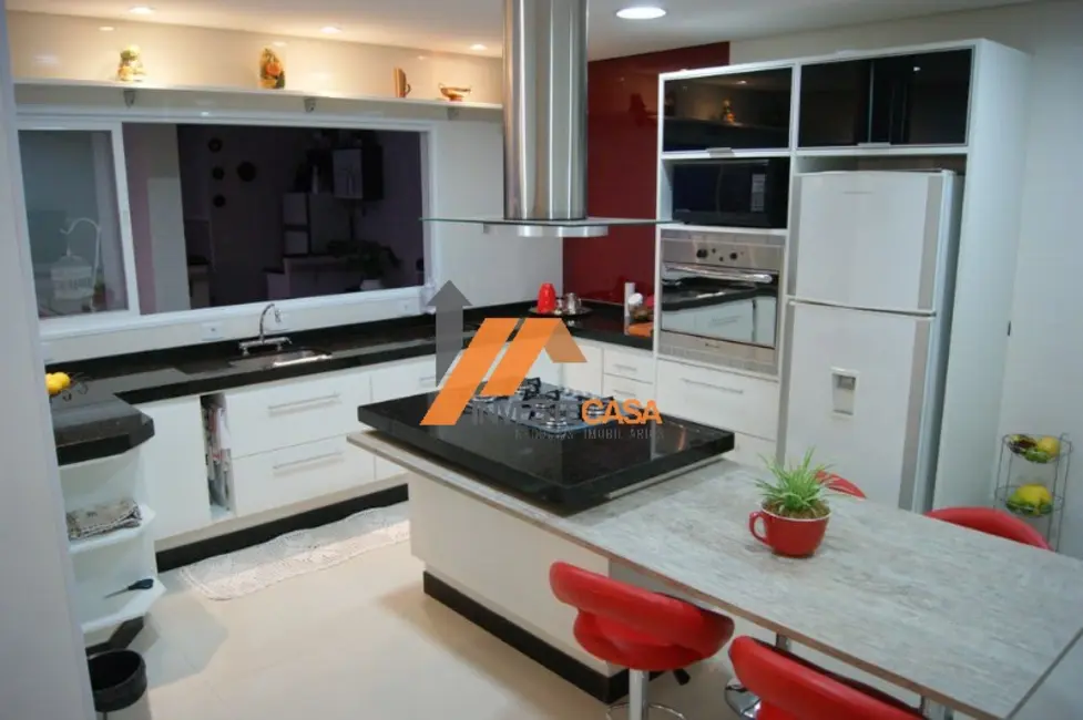 Casa de Condomínio com 3 quartos à venda, 350m2 em Parque Reserva Fazenda Imperial, Sorocaba - SP - imagem 7 Foto 7 de Casa de Condomínio com 3 quartos à venda, 350m2 em Parque Reserva Fazenda Imperial, Sorocaba - SP