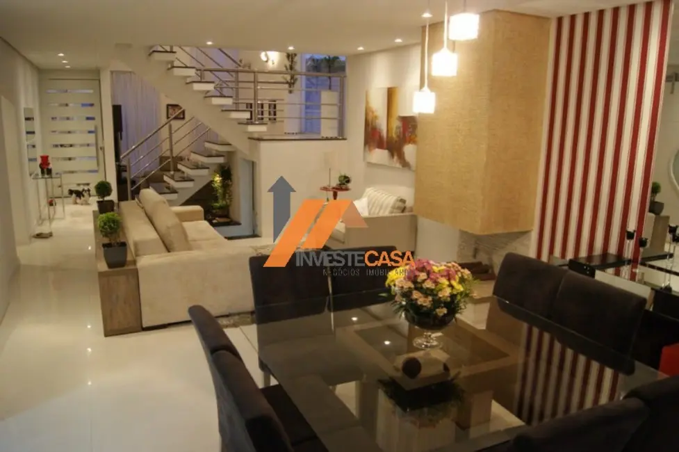 Casa de Condomínio com 3 quartos à venda, 350m2 em Parque Reserva Fazenda Imperial, Sorocaba - SP - imagem 2 Foto 2 de Casa de Condomínio com 3 quartos à venda, 350m2 em Parque Reserva Fazenda Imperial, Sorocaba - SP