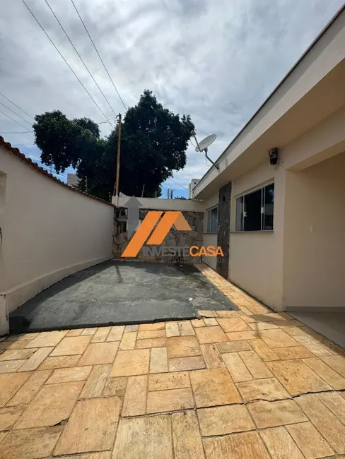 Casa com 3 quartos para alugar, 120m2 em Jardim Vera Cruz, Sorocaba - SP - imagem 5 Foto 5 de Casa com 3 quartos para alugar, 120m2 em Jardim Vera Cruz, Sorocaba - SP