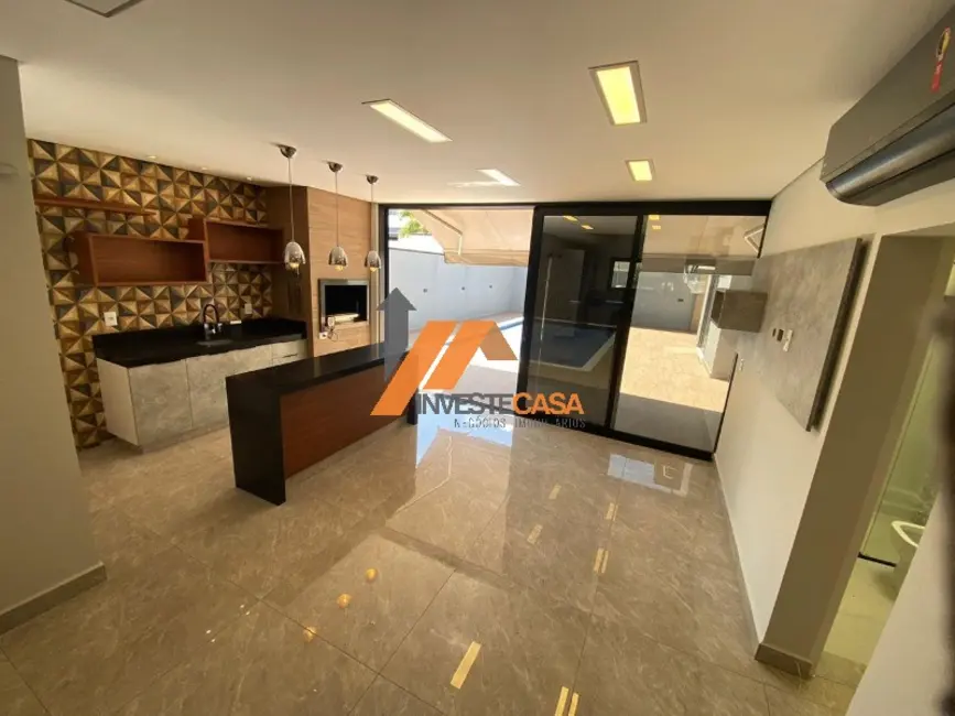 Foto 5 de Casa de Condomínio com 4 quartos para alugar, 250m2 em Alphaville Nova Esplanada, Votorantim - SP