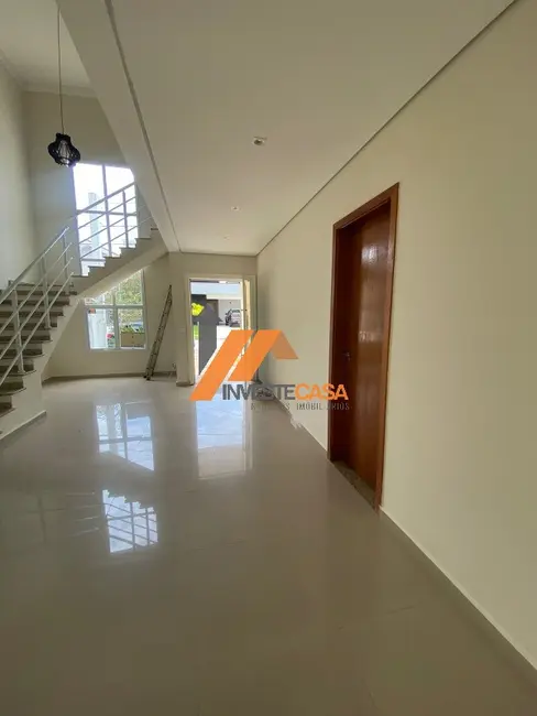 Foto 8 de Casa de Condomínio com 3 quartos para alugar, 220m2 em Chácaras Reunidas São Jorge, Sorocaba - SP