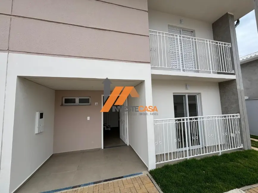 Foto 2 de Casa de Condomínio com 3 quartos à venda e para alugar, 115m2 em Votorantim - SP