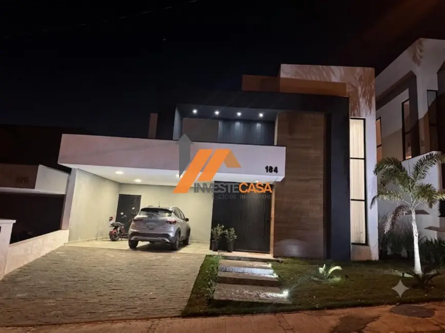 Foto 1 de Casa de Condomínio com 3 quartos à venda, 206m2 em Votorantim - SP