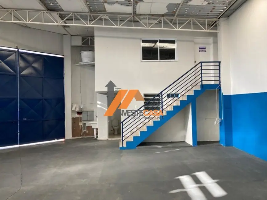 Armazém / Galpão para alugar, 230m2 em Jardim Bertanha, Sorocaba - SP - imagem 7 Foto 7 de Armazém / Galpão para alugar, 230m2 em Jardim Bertanha, Sorocaba - SP