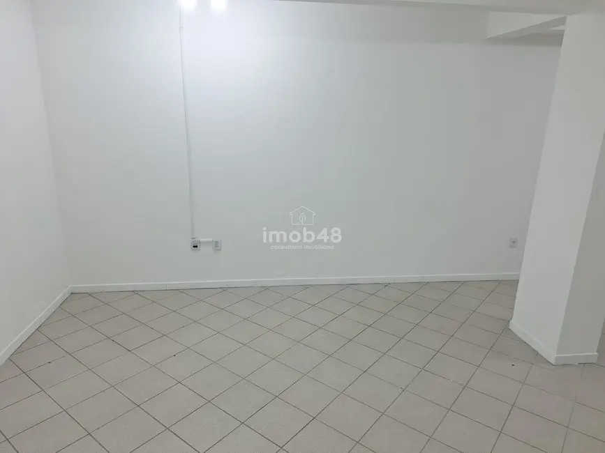 Foto 2 de Sala Comercial à venda, 47m2 em Praia Comprida, Sao Jose - SC